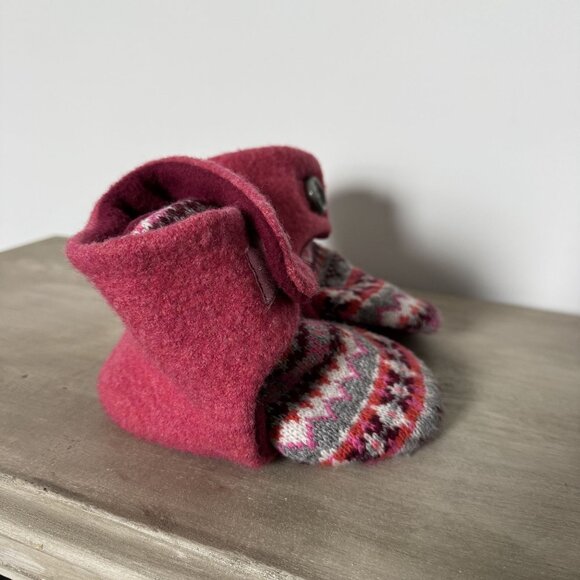 Hand made fleece baby toddler slippers nordic hook and loop 24 months - Picture 5 of 9